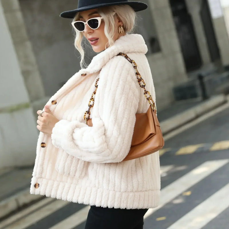 Anmutig gestaltete Jacke