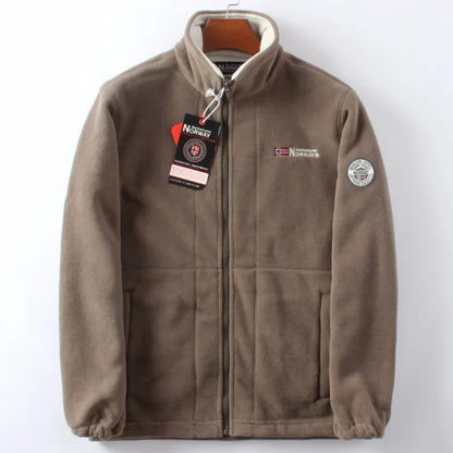 Klassisch gestaltete Jacke
