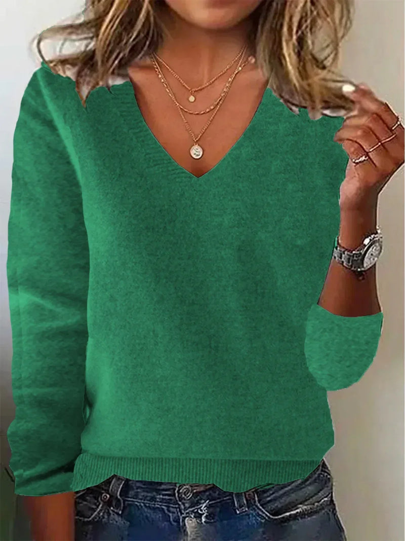 Schlanker und zeitgemäßer Pullover
