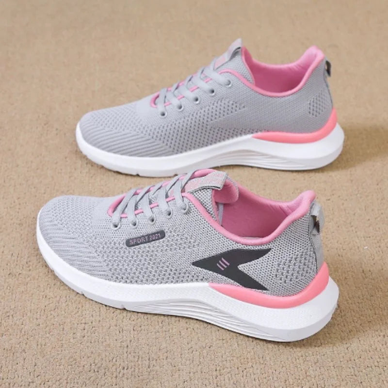 Modische und stützende orthopädische Turnschuhe