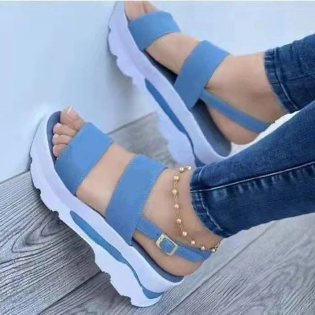MW | Riemchen-Plateau-Sandalen