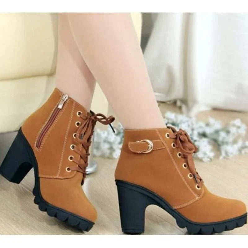 Elegante und stützende orthopädische Absätze