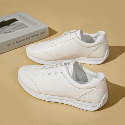 Lässige und stützende orthopädische Turnschuhe