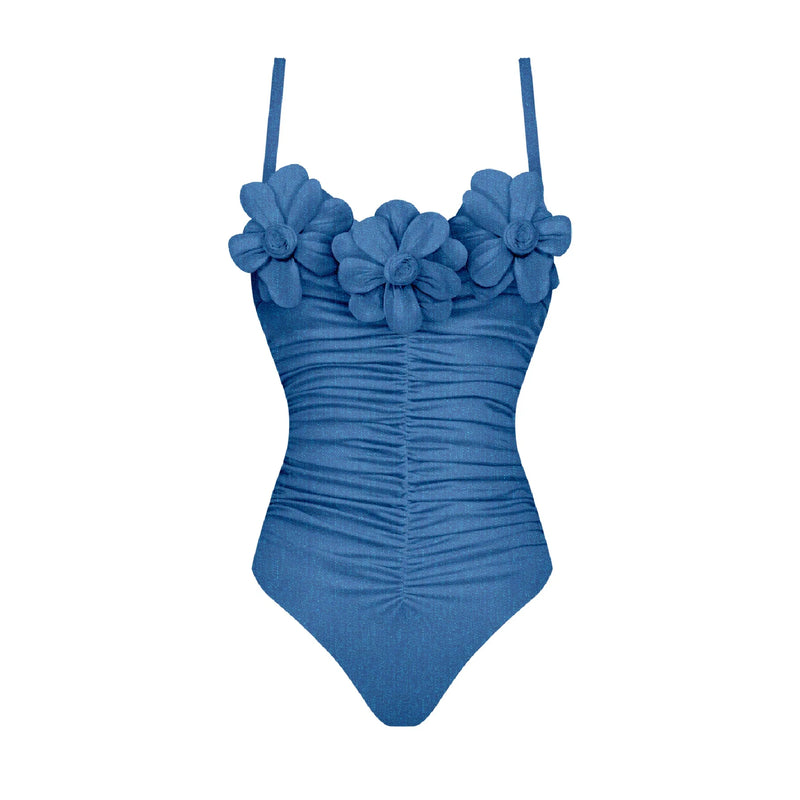 Casually Bikini With a Refined Edge