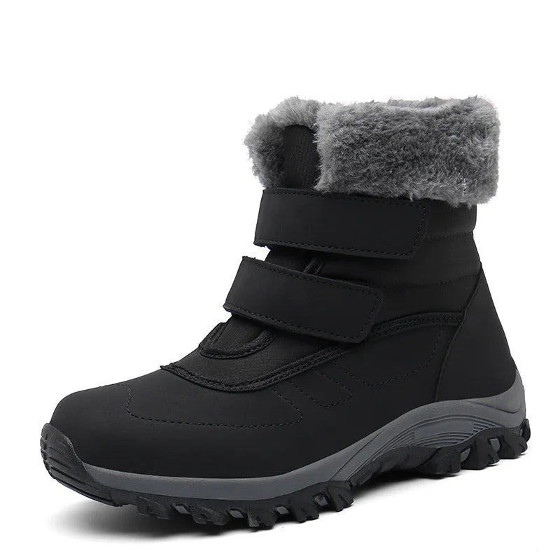 Modische und stützende orthopädische Stiefel