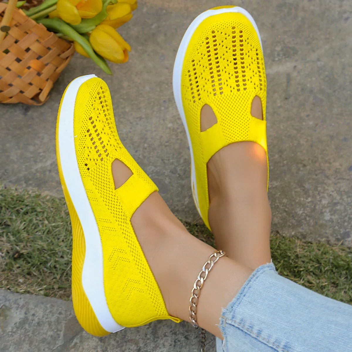 Modische und stützende orthopädische Schuhe