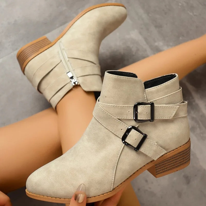 Vielseitige und stützende orthopädische Stiefel