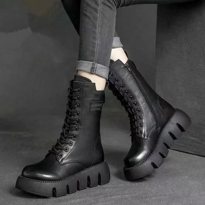 Lässige und stützende orthopädische Stiefel