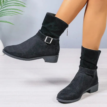 Bequeme und modische orthopädische Stiefel