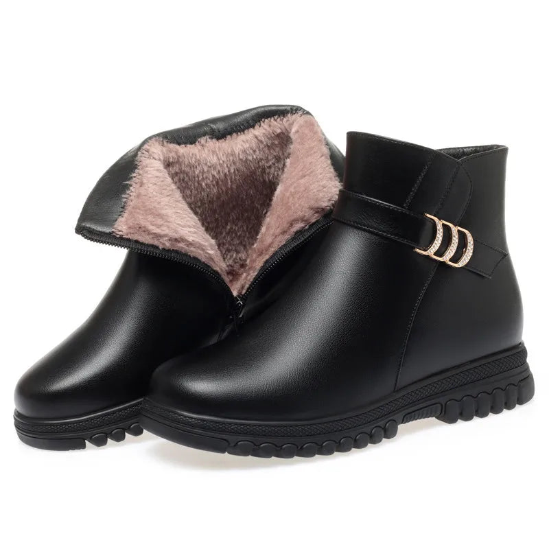 Stützende und trendige orthopädische Stiefel