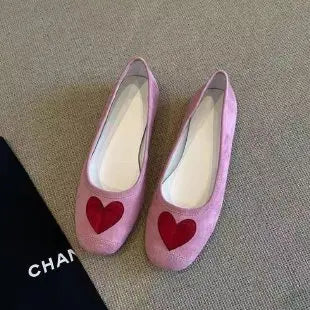 Vielseitige und stützende orthopädische Schuhe