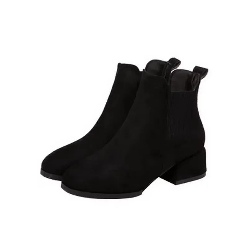 Vielseitige und stützende orthopädische Stiefel