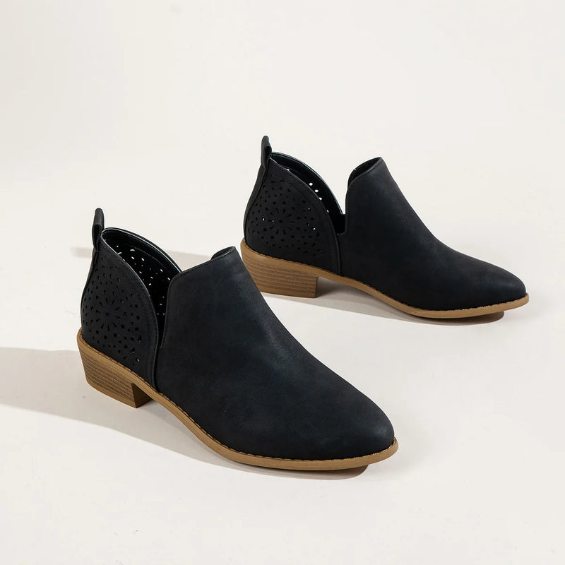 Modische und stützende orthopädische Stiefel