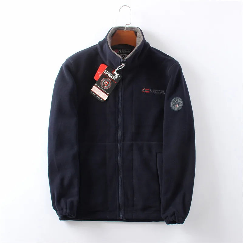 Klassisch gestaltete Jacke