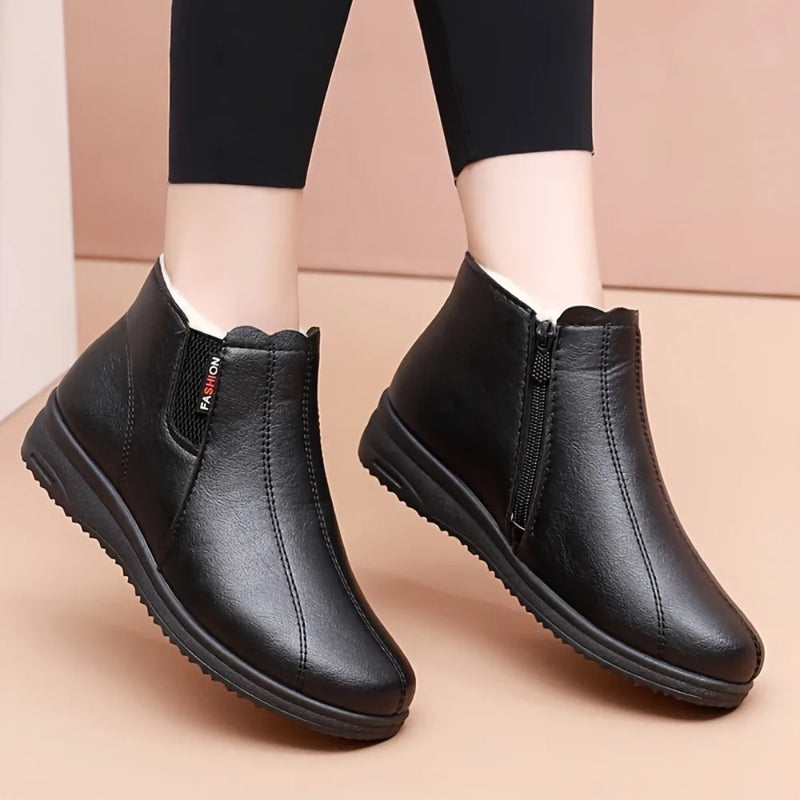Modische und stützende orthopädische Stiefel