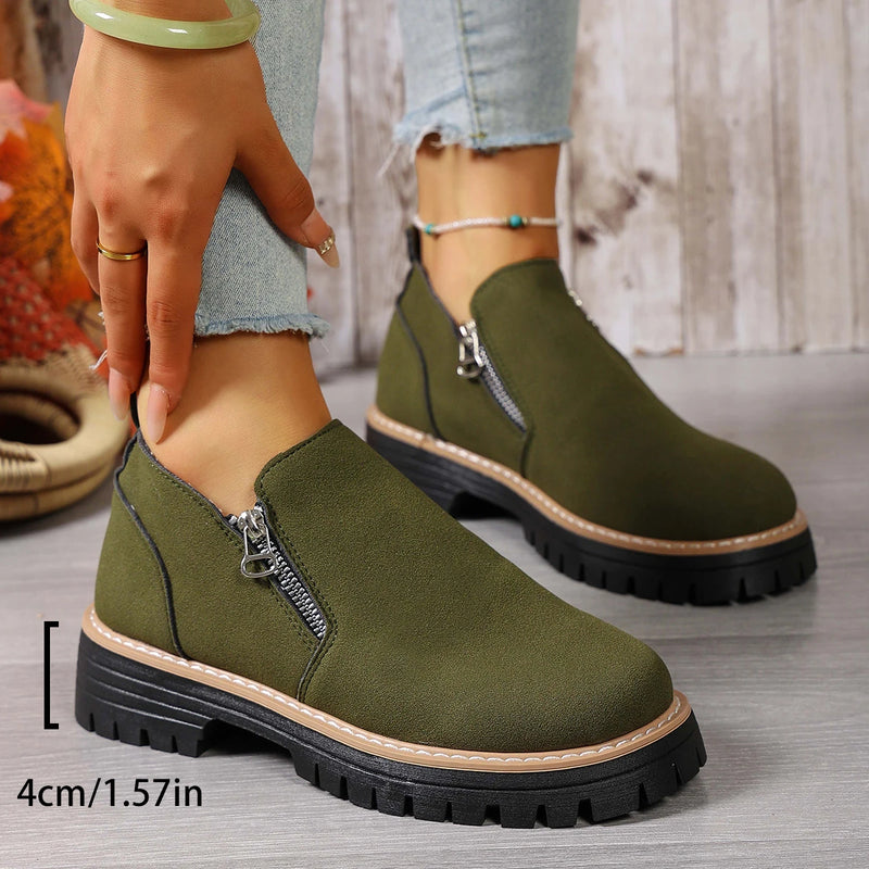 Elegante und stützende orthopädische Stiefel