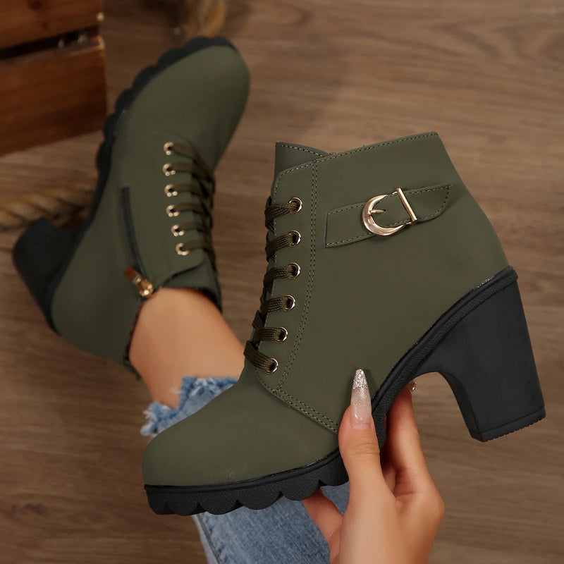 Elegante und stützende orthopädische Stiefel