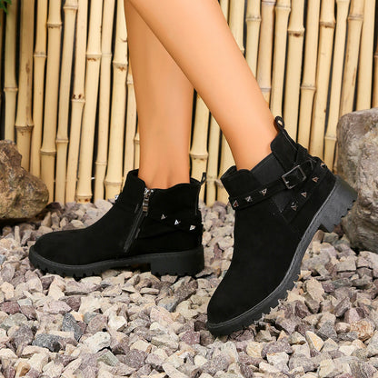 Stützende und stilvolle orthopädische Stiefel