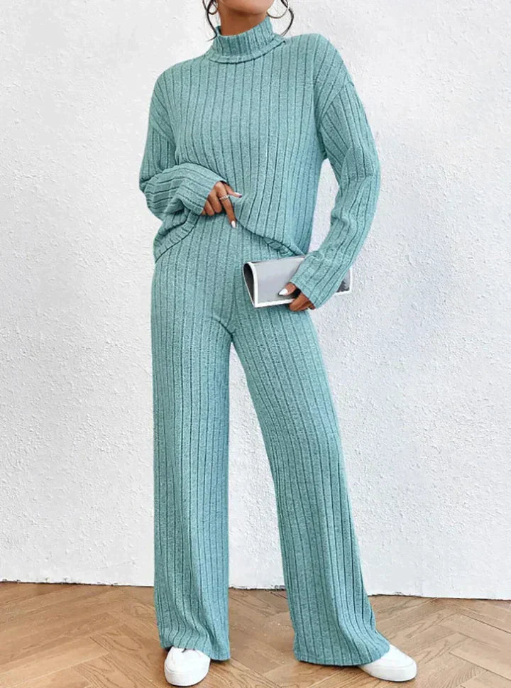 MW | Gestrickte Hose und Rollkragenpullover