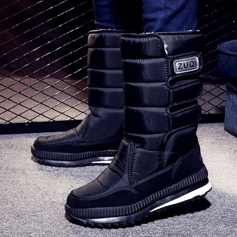 Stützende und trendige orthopädische Stiefel