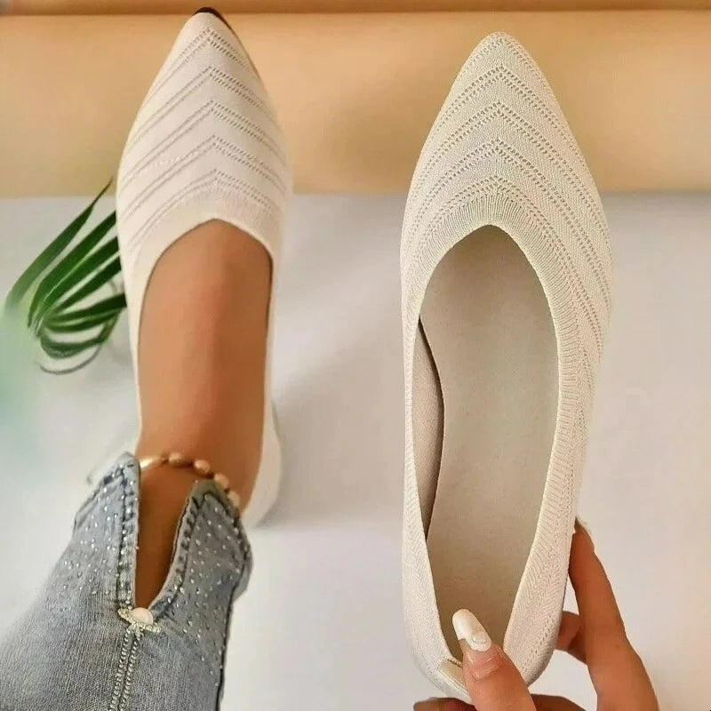 Bequeme und modische orthopädische Slipper