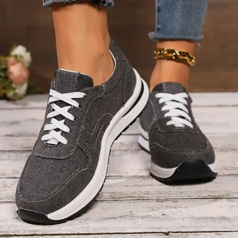 Stützende und trendige orthopädische Turnschuhe
