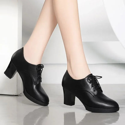 Vielseitige und stützende orthopädische Schuhe