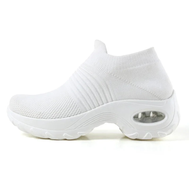 Elegante und stützende orthopädische Turnschuhe