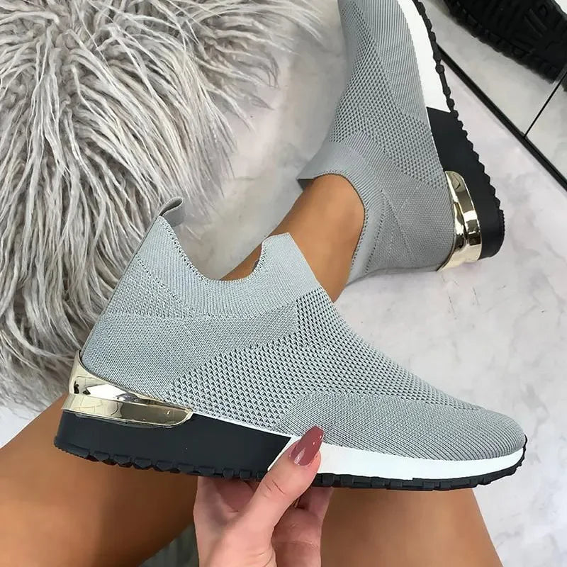 Lässige und stützende orthopädische Turnschuhe