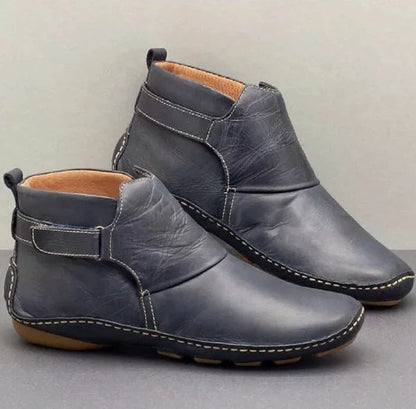 Bequeme und modische orthopädische Stiefel