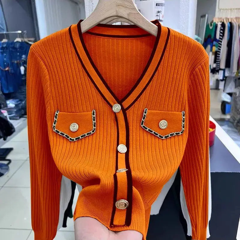 Elegant gestaltete Pullover