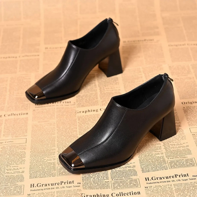 Maßgeschneiderte und bequeme orthopädische Stiefel