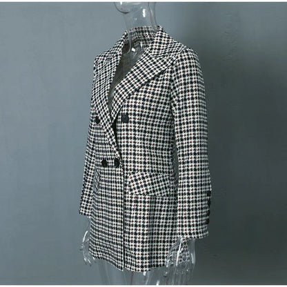Klassisch gestaltete Jacke