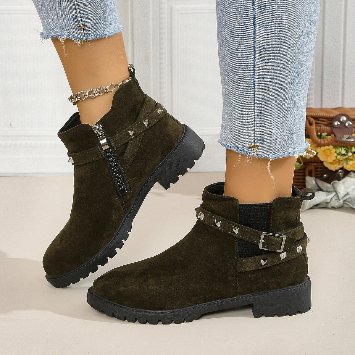 Stützende und stilvolle orthopädische Stiefel