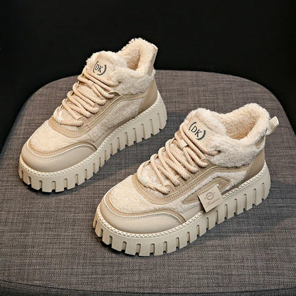 Elegante und stützende orthopädische Turnschuhe