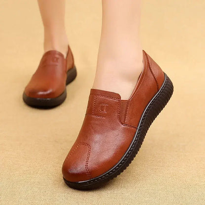 Stützende und stilvolle orthopädische Schuhe