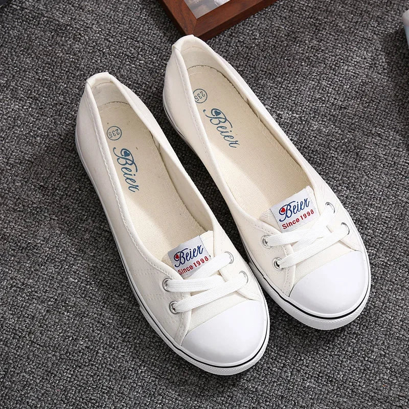 Elegante und stützende orthopädische Turnschuhe
