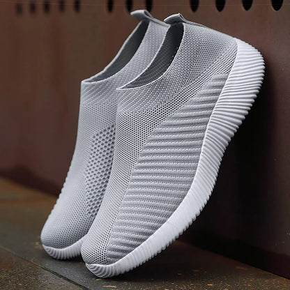 Stützende und trendige orthopädische Turnschuhe