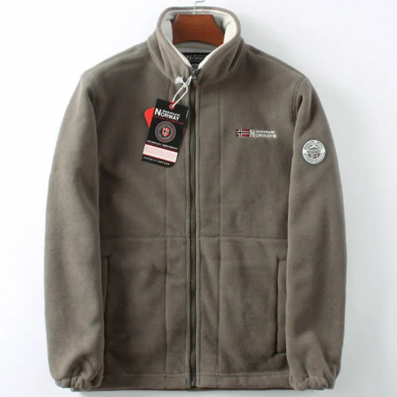 Klassisch gestaltete Jacke