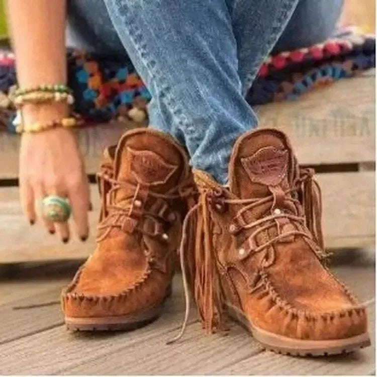 Modische und stützende orthopädische Stiefel