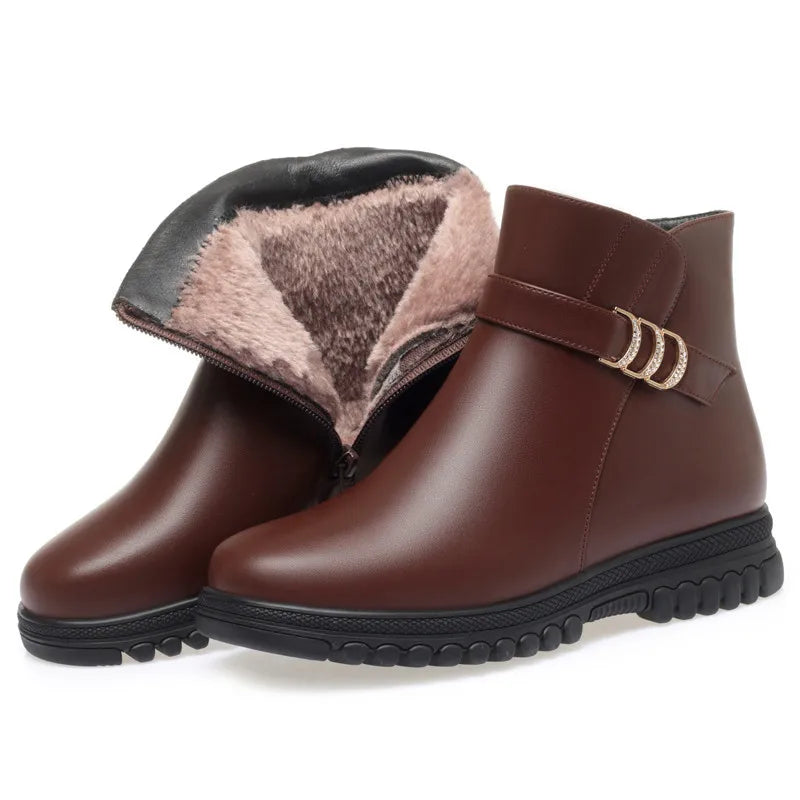 Stützende und trendige orthopädische Stiefel