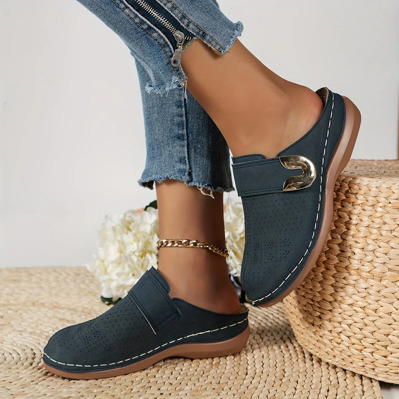 Elegante und stützende orthopädische Sandalen