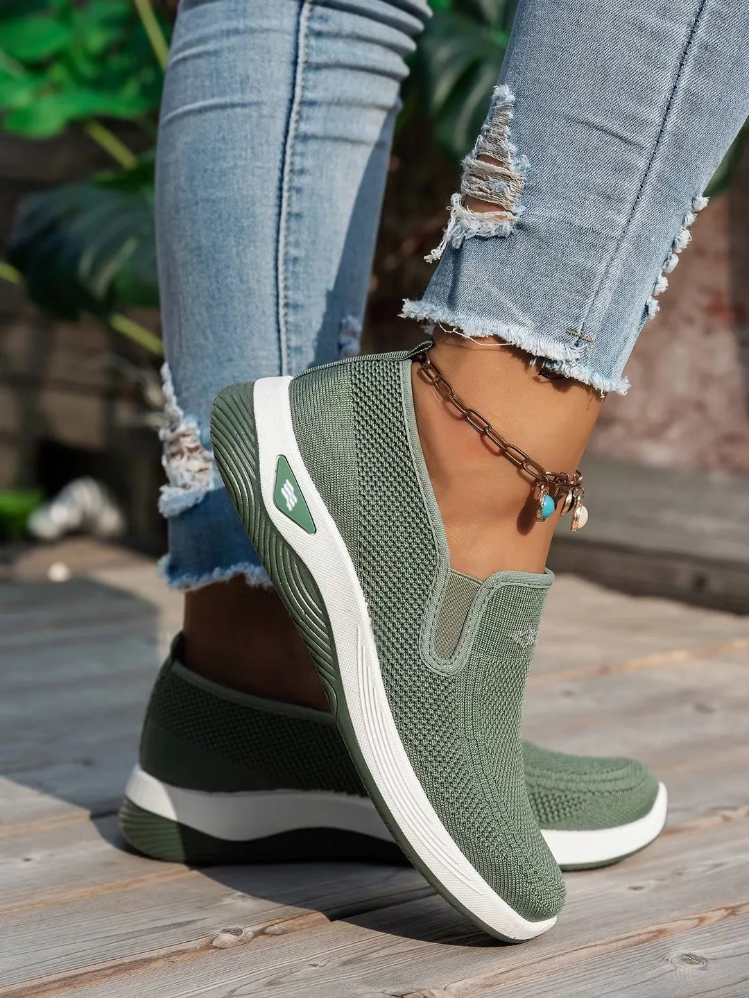 Lässige und stützende orthopädische Schuhe