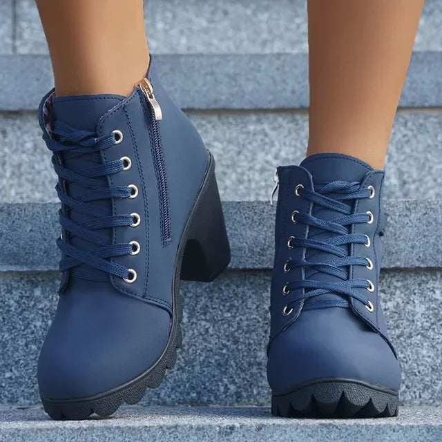 Modische und stützende orthopädische Stiefel