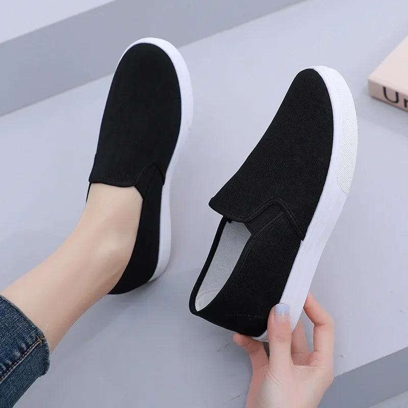 Stützende und stilvolle orthopädische Slipper