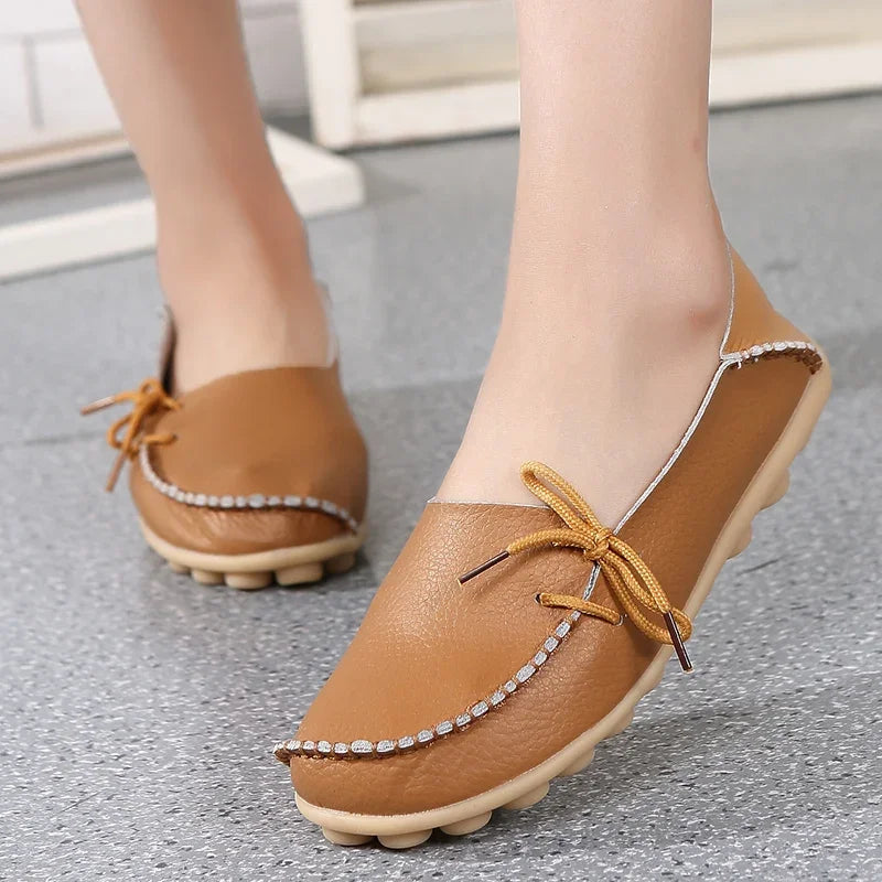 Elegante und stützende orthopädische Ballerinas