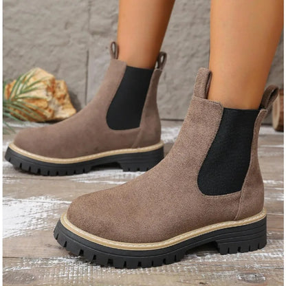 Elegante und stützende orthopädische Stiefel