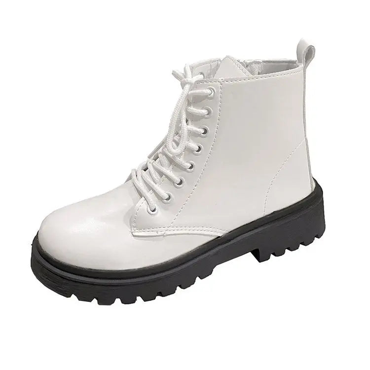 Bequeme und modische orthopädische Stiefel