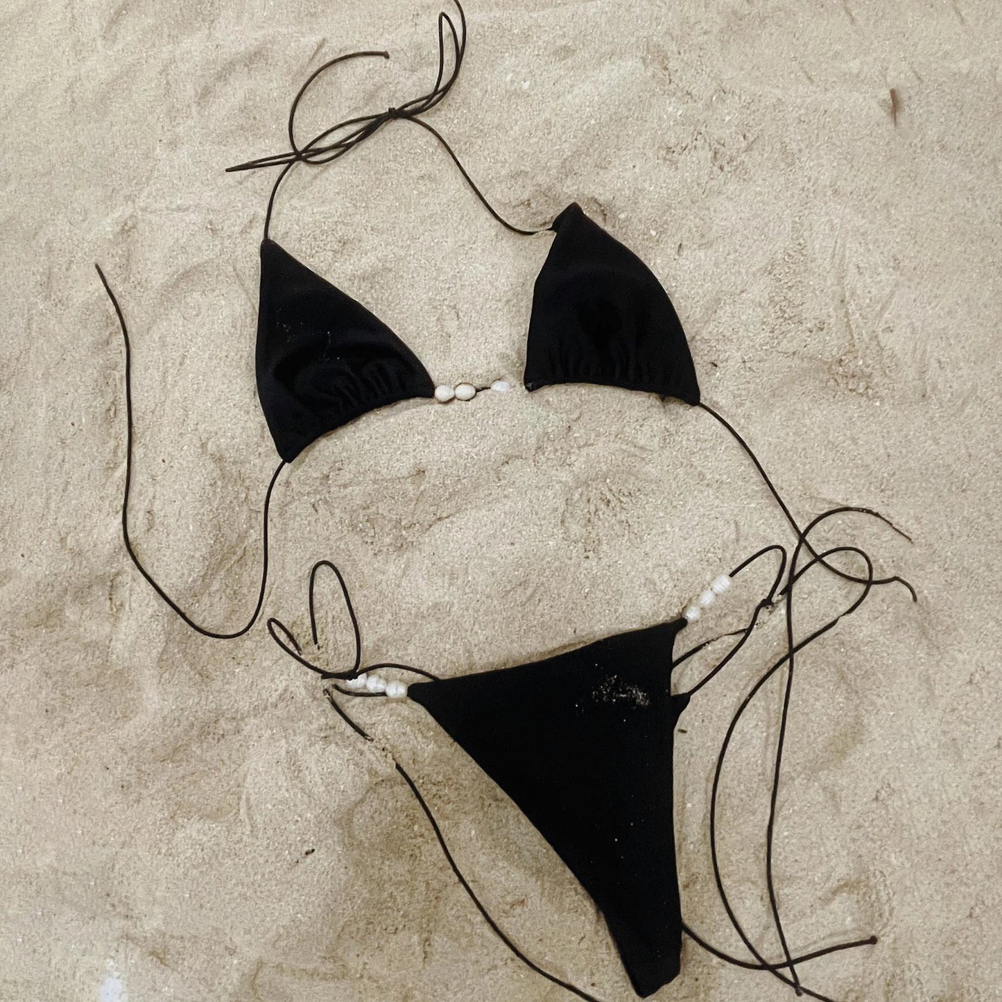 Beautifully Finished Bikini in a Timeless Design