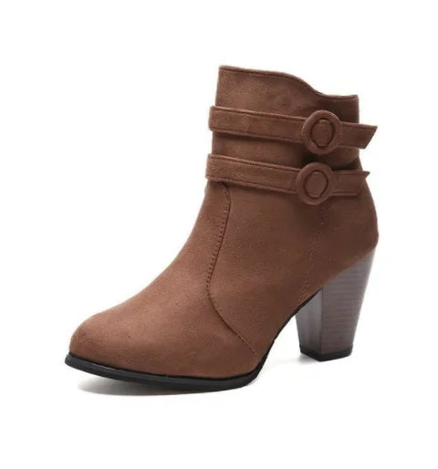 Elegante und stützende orthopädische Stiefel